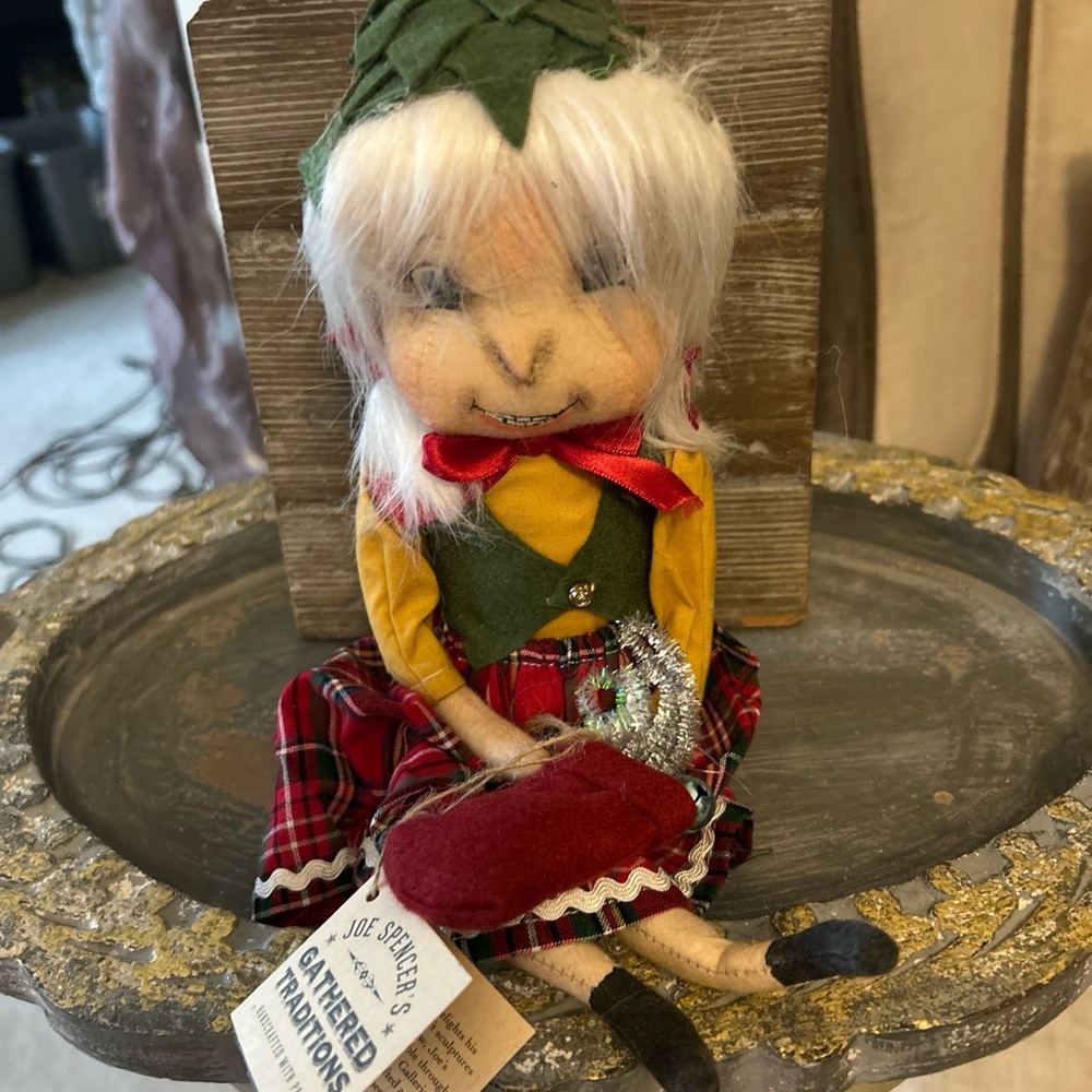 NWT Joe Spencer Gathered Traditions Laurel Holiday Art Doll
